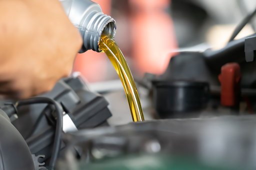 Olej silnikowy - wymiana oleju przekładniowego.